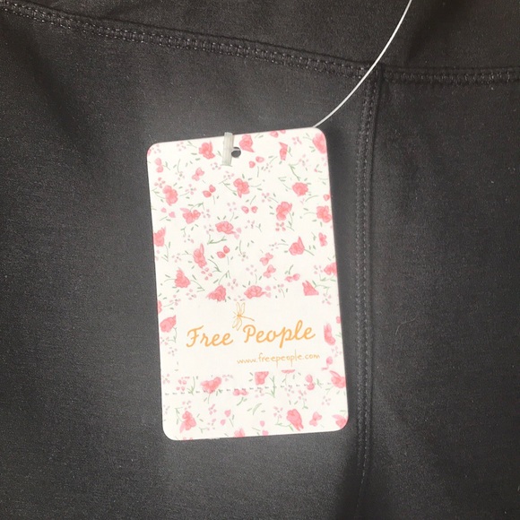 Free People Turnout Tie Capri FP Movement - Picture 4 of 6